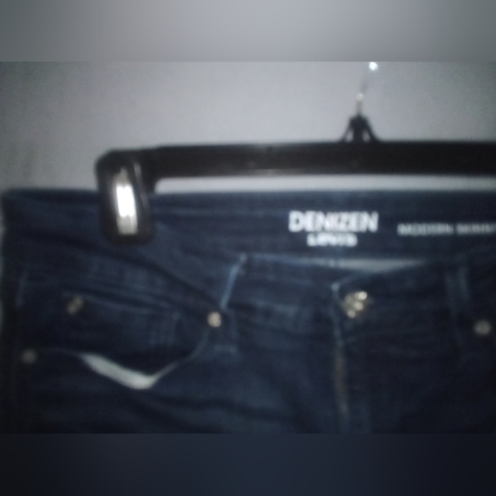 Dark blue skinny jeans size 6